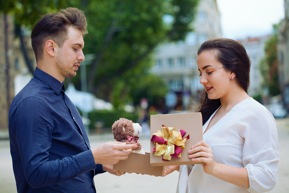 用闺蜜考验男朋友，他上当了怎么办